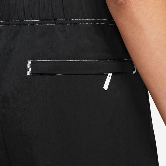 NWT Nike Women's Swoosh Woven Easy Shorts - Picture 4 of 4